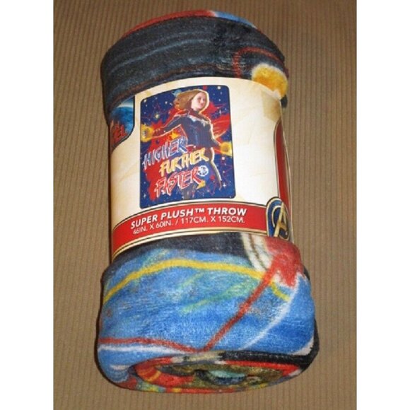 NEW The Marvels Captain Marvel Licensed Movie Plush Throw Gift Blanket Comics - Picture 2 of 2
